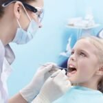 How a Dental Clinic in Dubai Can Help You Maintain Healthy Gums