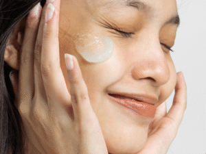 Top Ingredients That Make a Moisturiser Truly the Best Moisturiser for Hydrated Skin