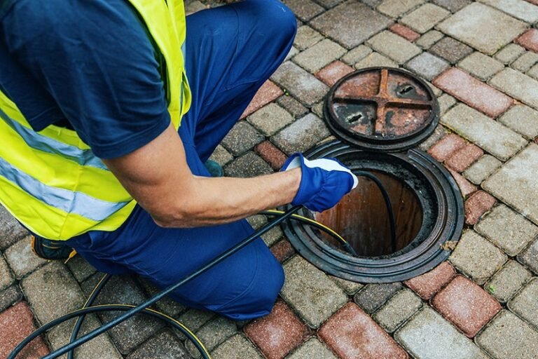 Blocked toilet, Sink unblock, Drainage company Leeds, Yorkshire