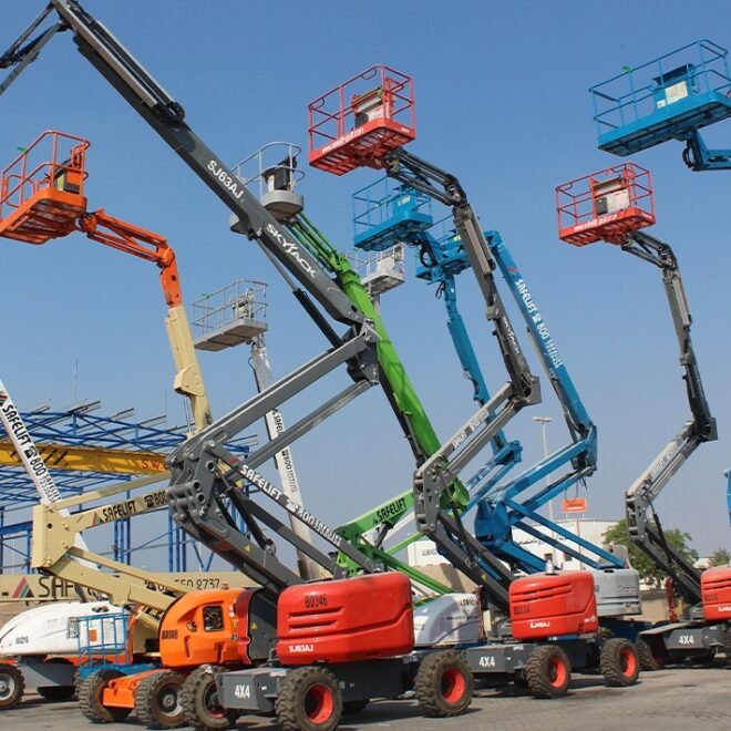 Choosing the Right Boom Lift: Telescopic vs. Articulating Rental
