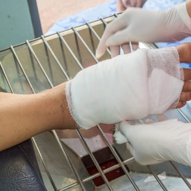 How Genesee County Residents with Non-Healing Wounds Can Avoid Amputation
