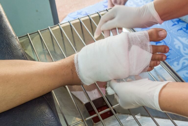 How Genesee County Residents with Non-Healing Wounds Can Avoid Amputation