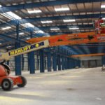 Complete B2B Guide to Manlift Machine Logistics & Operator Safety in UAE