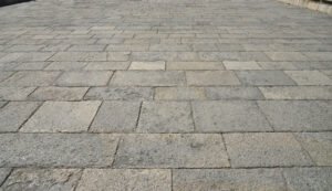 Benefits of Well-Planned Outdoor Walkway Construction
