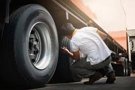 Local Truck Repair Services Supporting Distribution Centers in Rome, Georgia