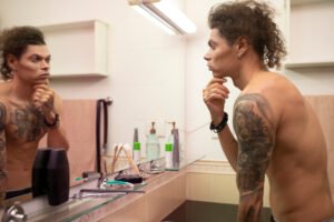 Why the Atmosphere of a Tattoo Parlour Bath Matters More Than People Think