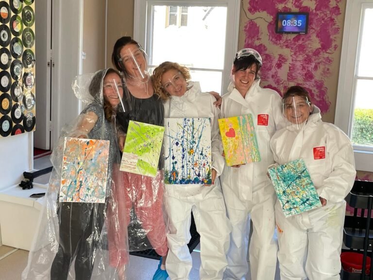 Why Everyone Should Try Rage Painting Bath