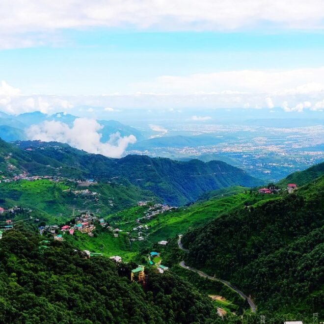 Dehradun to Delhi taxi service | Check Taxi Fare & Book Online.