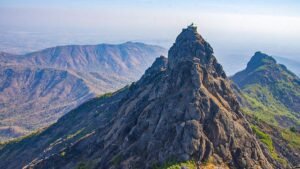 Girnar Hill Junagadh – A Spiritual and Scenic Gujarat Destination