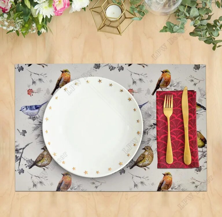 How Does Table Protection Affect Food Service?