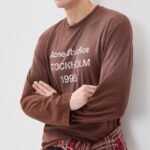 アクネ ストゥディオ ズの人気アイテムをシーン別に選ぶ方法