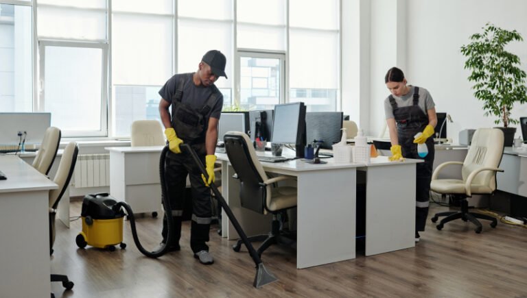 The Importance of Maintaining a Clean and Healthy Workplace 