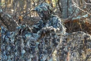 Titan 3D: Leafy Suit for Deer Hunting for Natural Coverage and Comfortable Outdoor Adventures