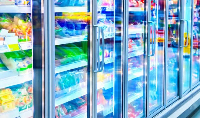 How Point of Purchase Displays Influence Customer Decisions in Retail Stores