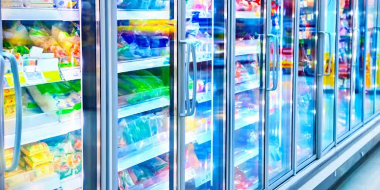 How Point of Purchase Displays Influence Customer Decisions in Retail Stores