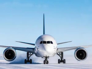 How Can the Delta Airways London Office Assist Travelers With Their Plans?